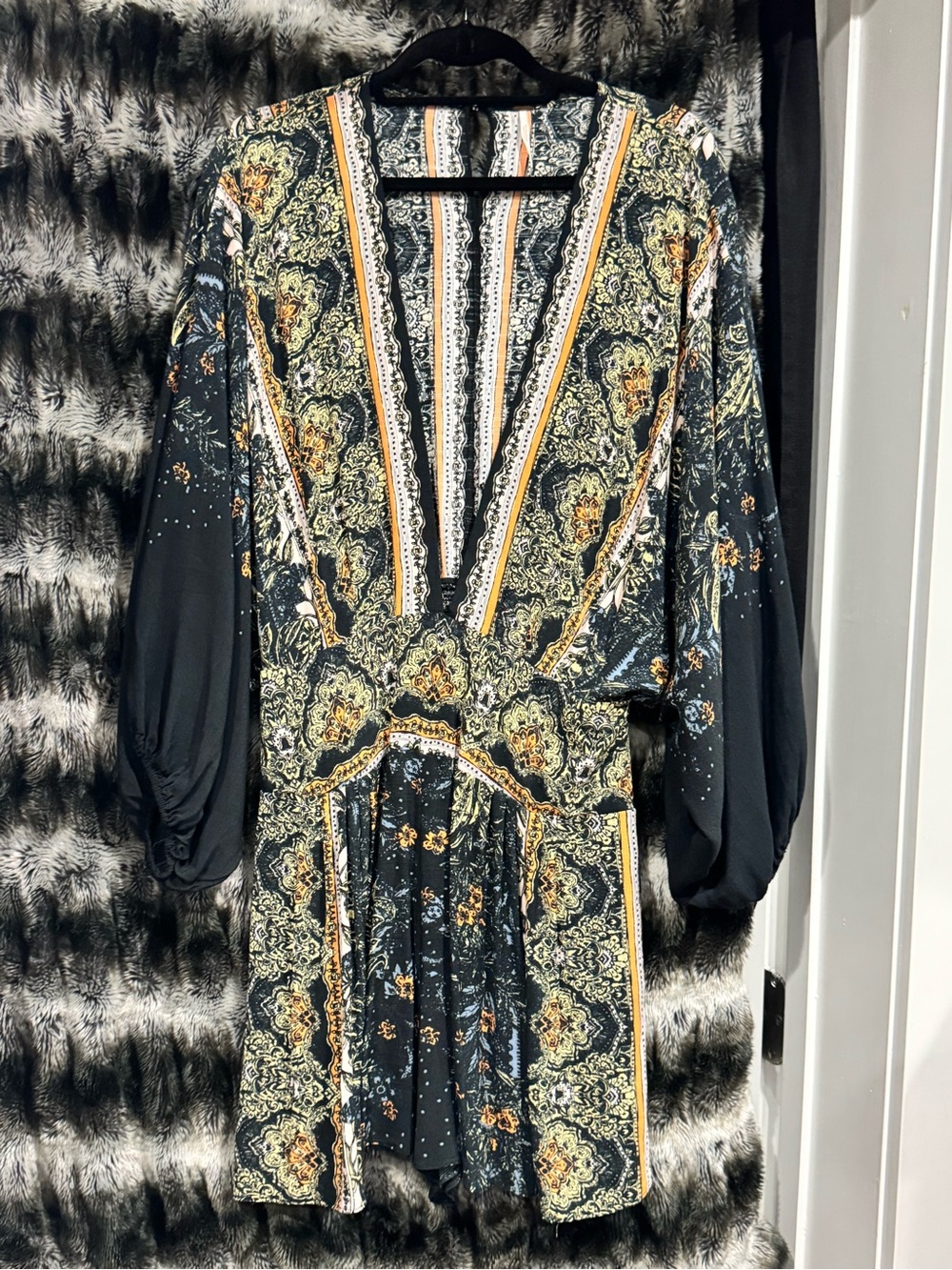FREE PEOPLE BOHEMIAN Black Floral Print V-Neck Women's ROMPER